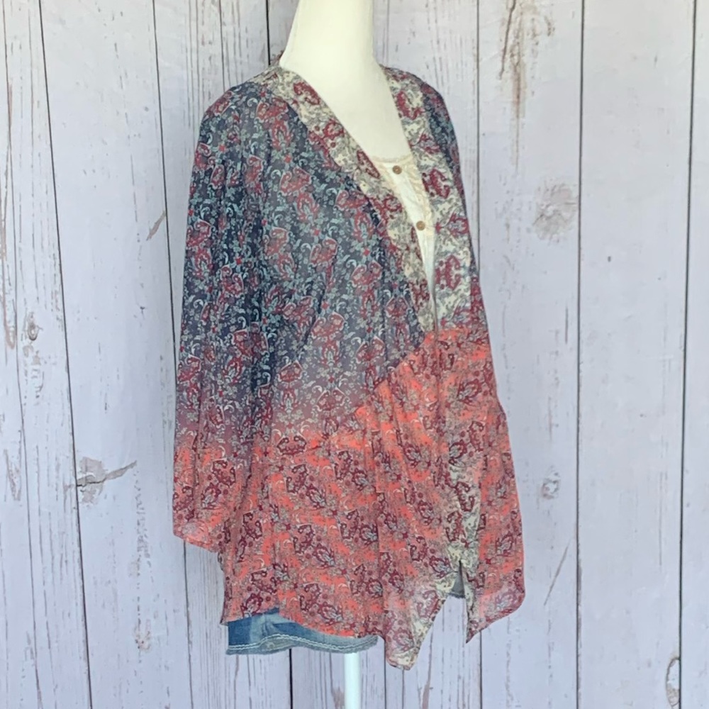 🎉HP🎉 Women’s Taylor & Sage Patterned Overpiece - Picture 3 of 7